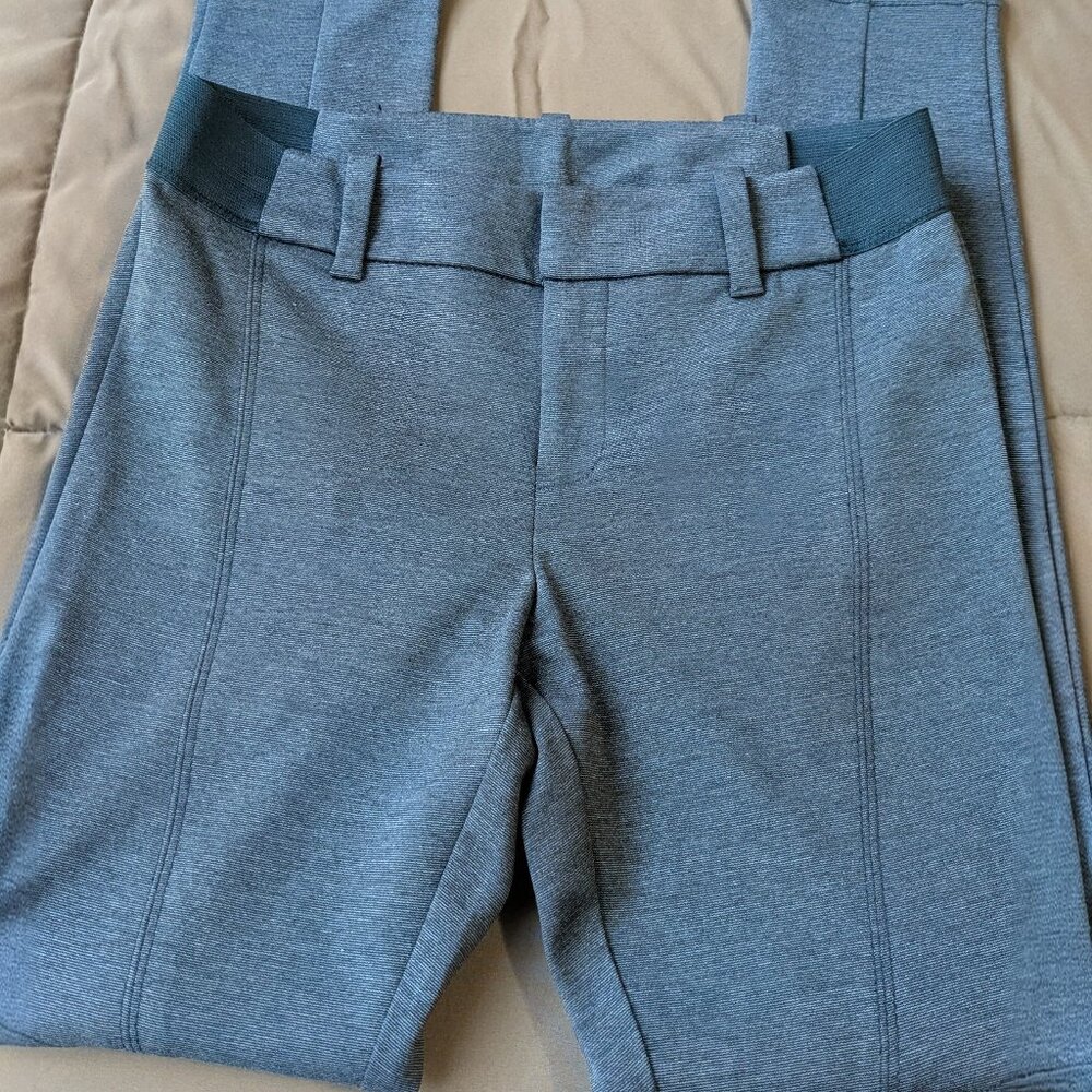 I.N. Studio, 4P, Gray color, Mid rise, Skinny pants NWOT